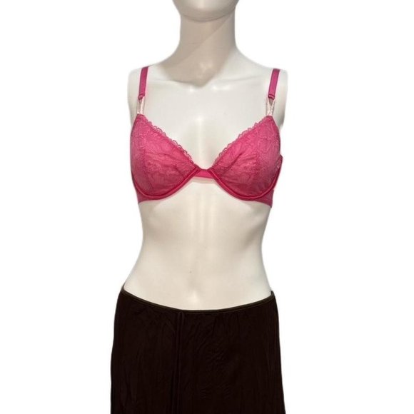 Victoria Secrets Pink Lace - Picture 1 of 5